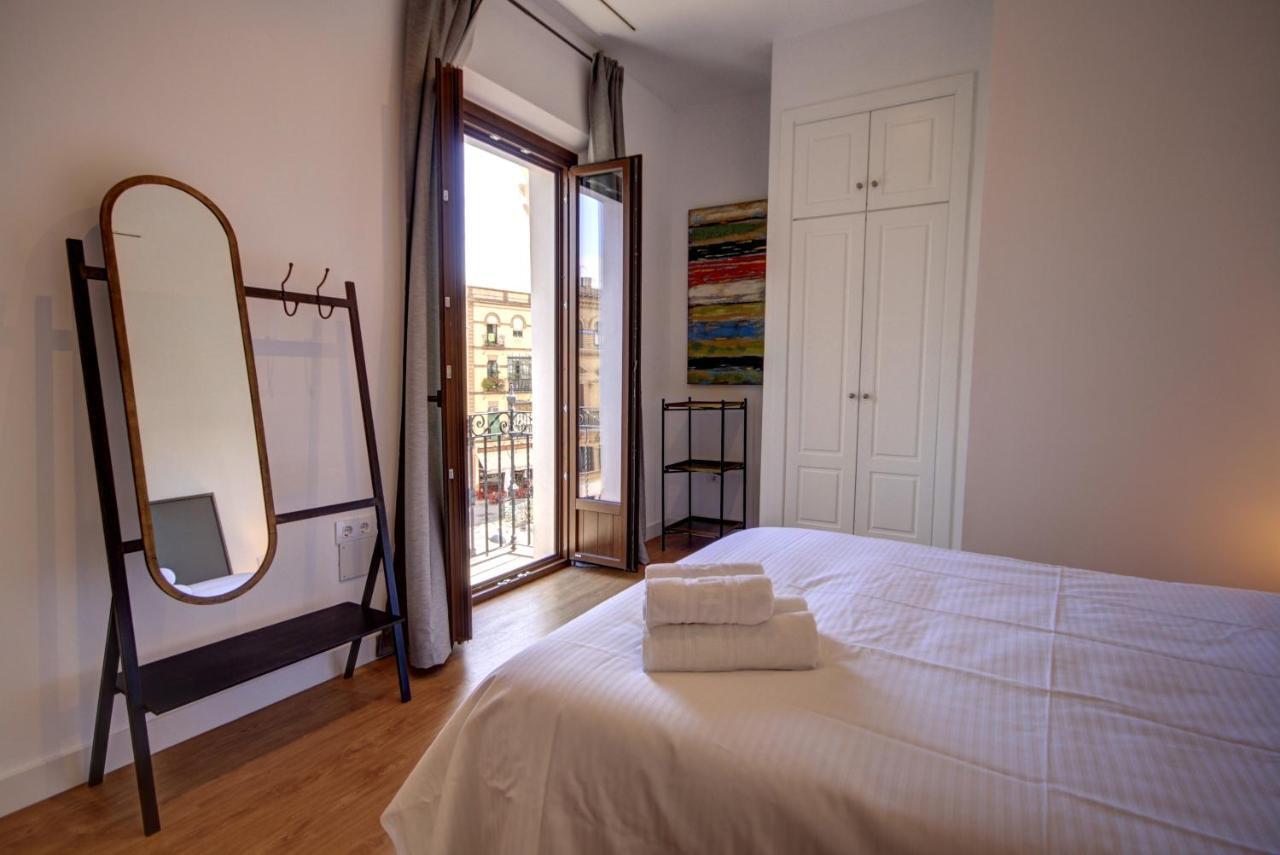 Apartamentos Setas Center Seville Luaran gambar
